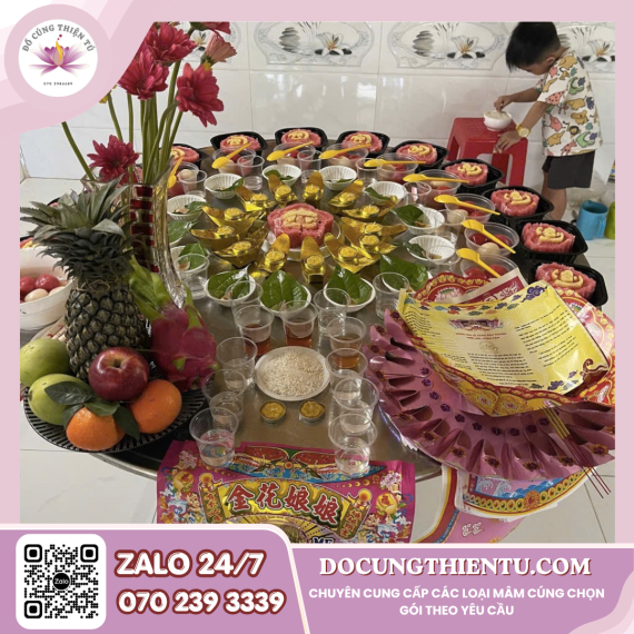 Gói chay không gà và bánh bao