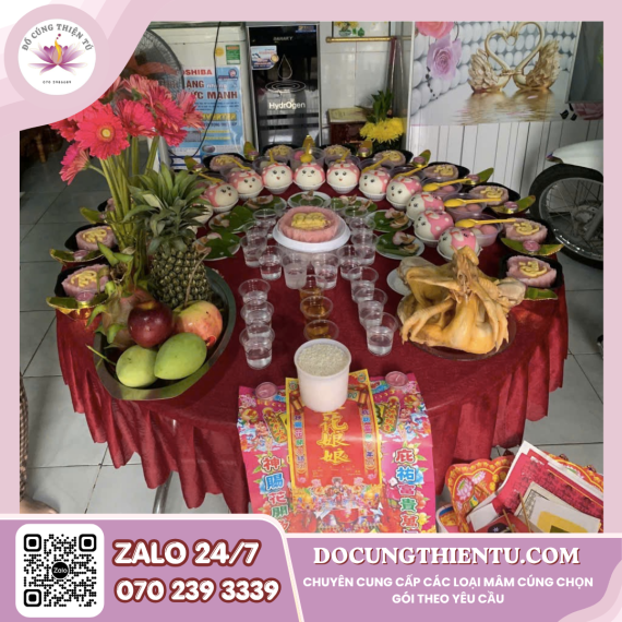 Gói gà bánh bao thú hồng